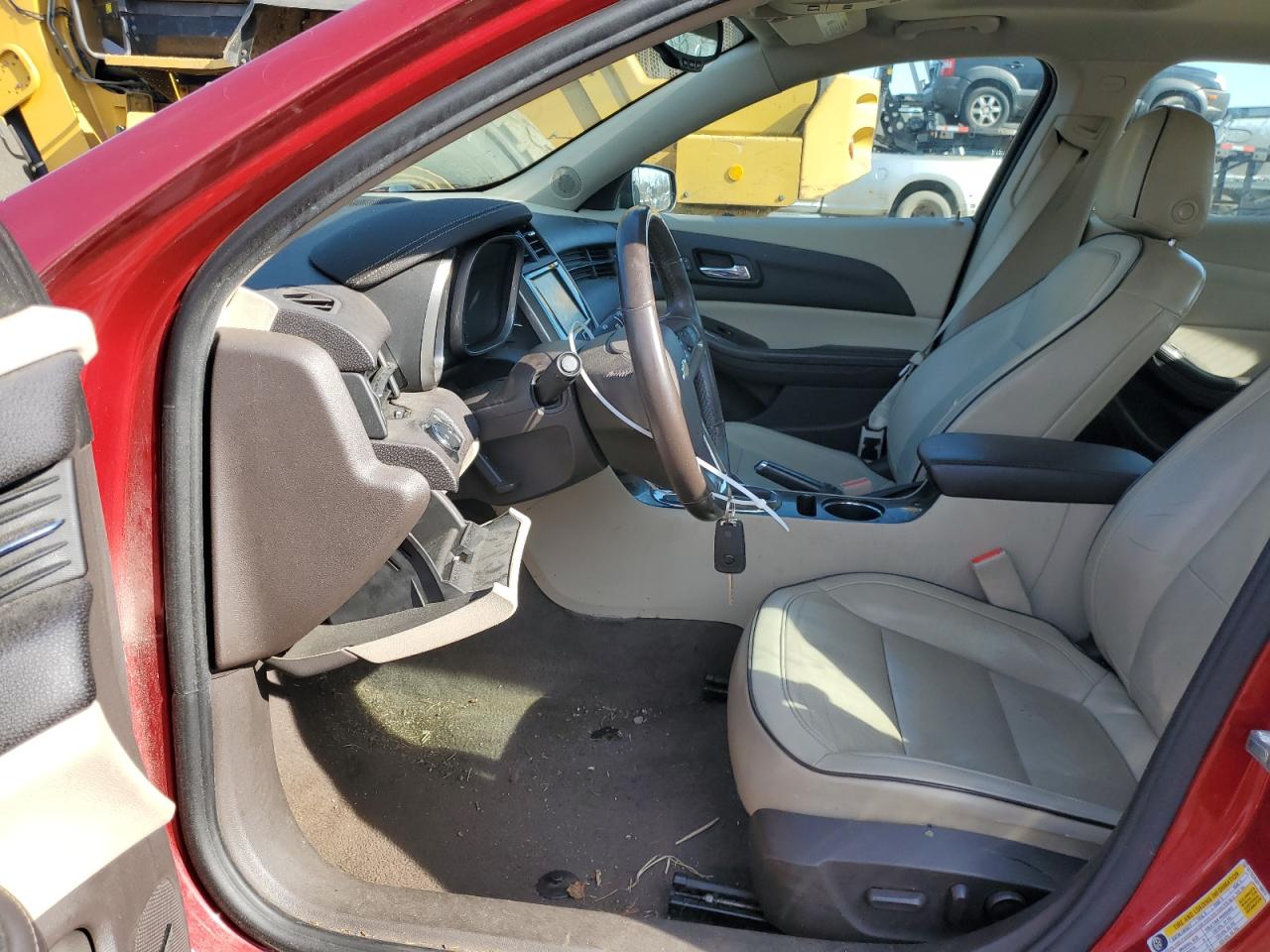 1G11E5SL6EF150573 2014 Chevrolet Malibu 2Lt