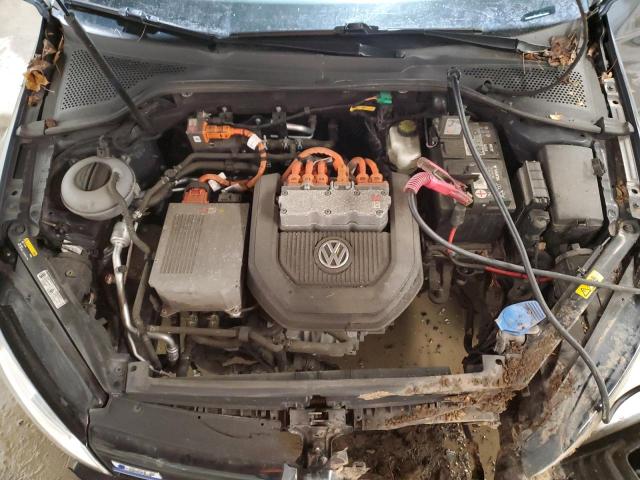 2016 VOLKSWAGEN E-GOLF SE - WVWKP7AU0GW910981