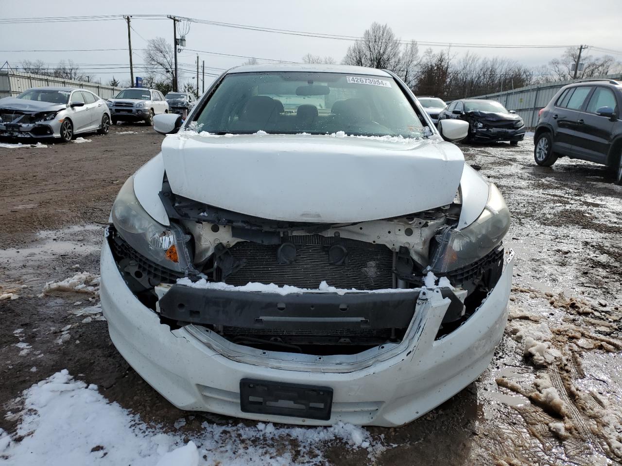 1HGCP2F33BA147711 2011 Honda Accord Lx