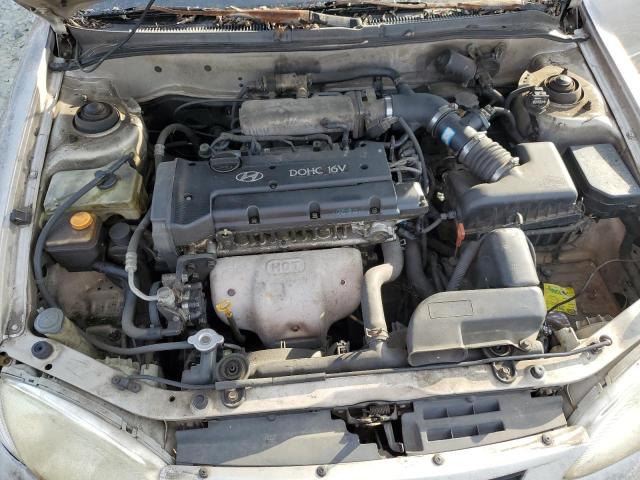 2000 Hyundai Elantra - Image 11