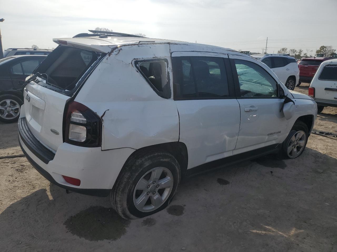 1C4NJCEA7GD735826 2016 Jeep Compass Latitude