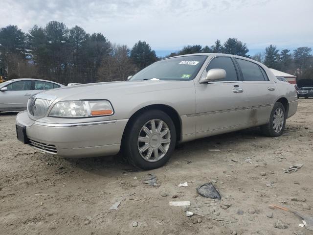 2009 Lincoln Town Car Signature Limited