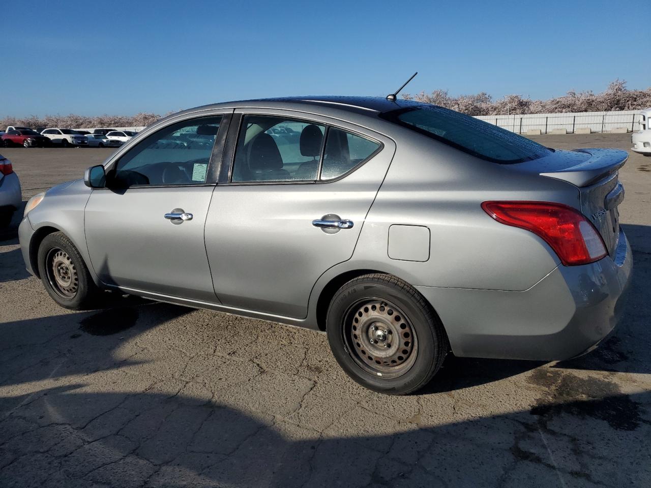 3N1CN7APXEL830324 2014 Nissan Versa S