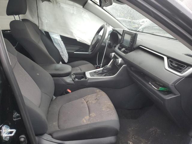 2019 TOYOTA RAV4 XLE 2T3RWRFV7KW028664