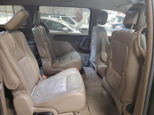 2015 CHRYSLER TOWN & COU 2C4RC1BG5FR609081