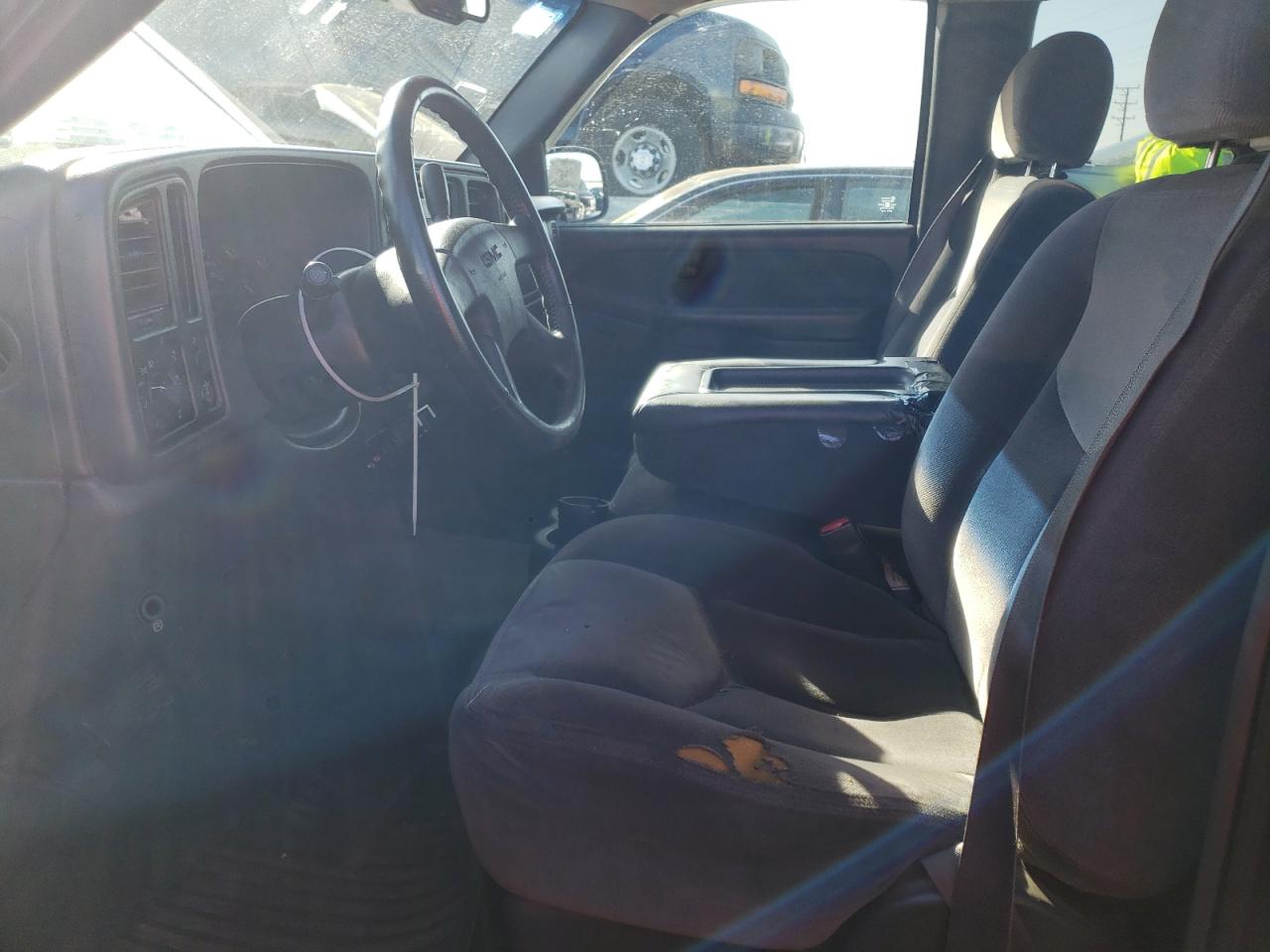 2GTEC19V731328946 2003 GMC New Sierra C1500