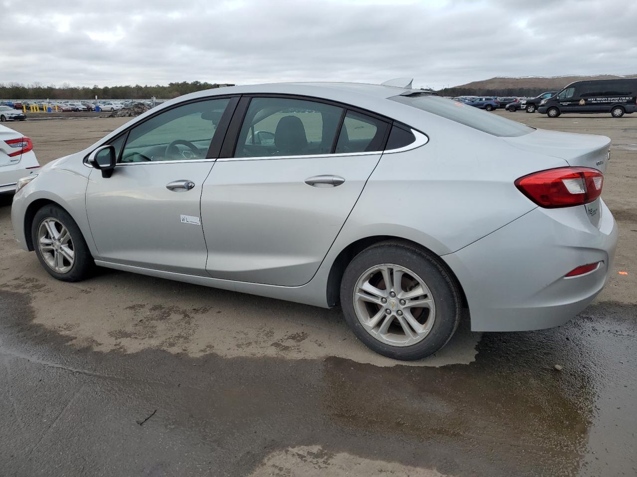 1G1BE5SMXJ7237300 2018 Chevrolet Cruze Lt