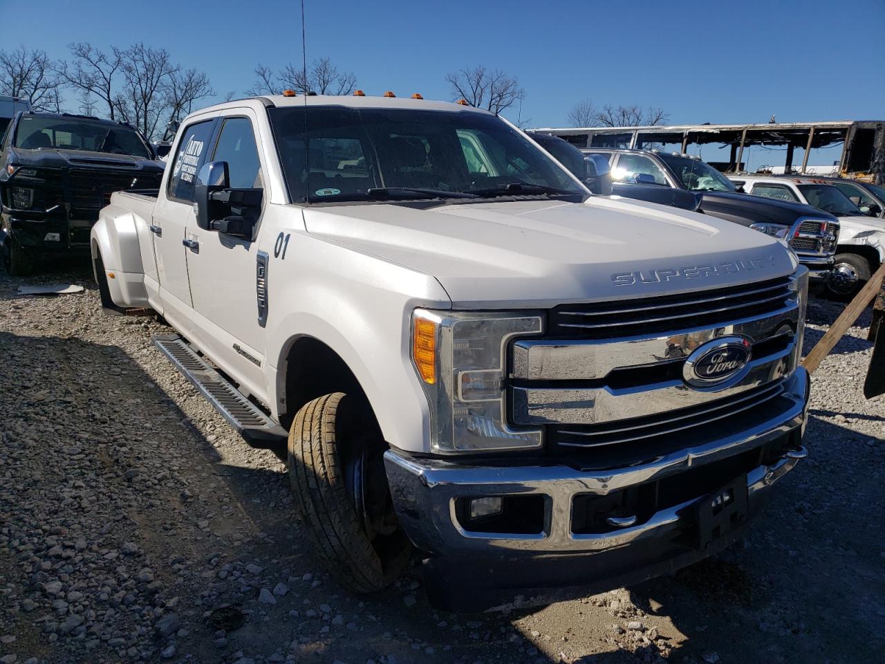 VIN: 1FT8W3DT7HEC51300 2017 FORD F350