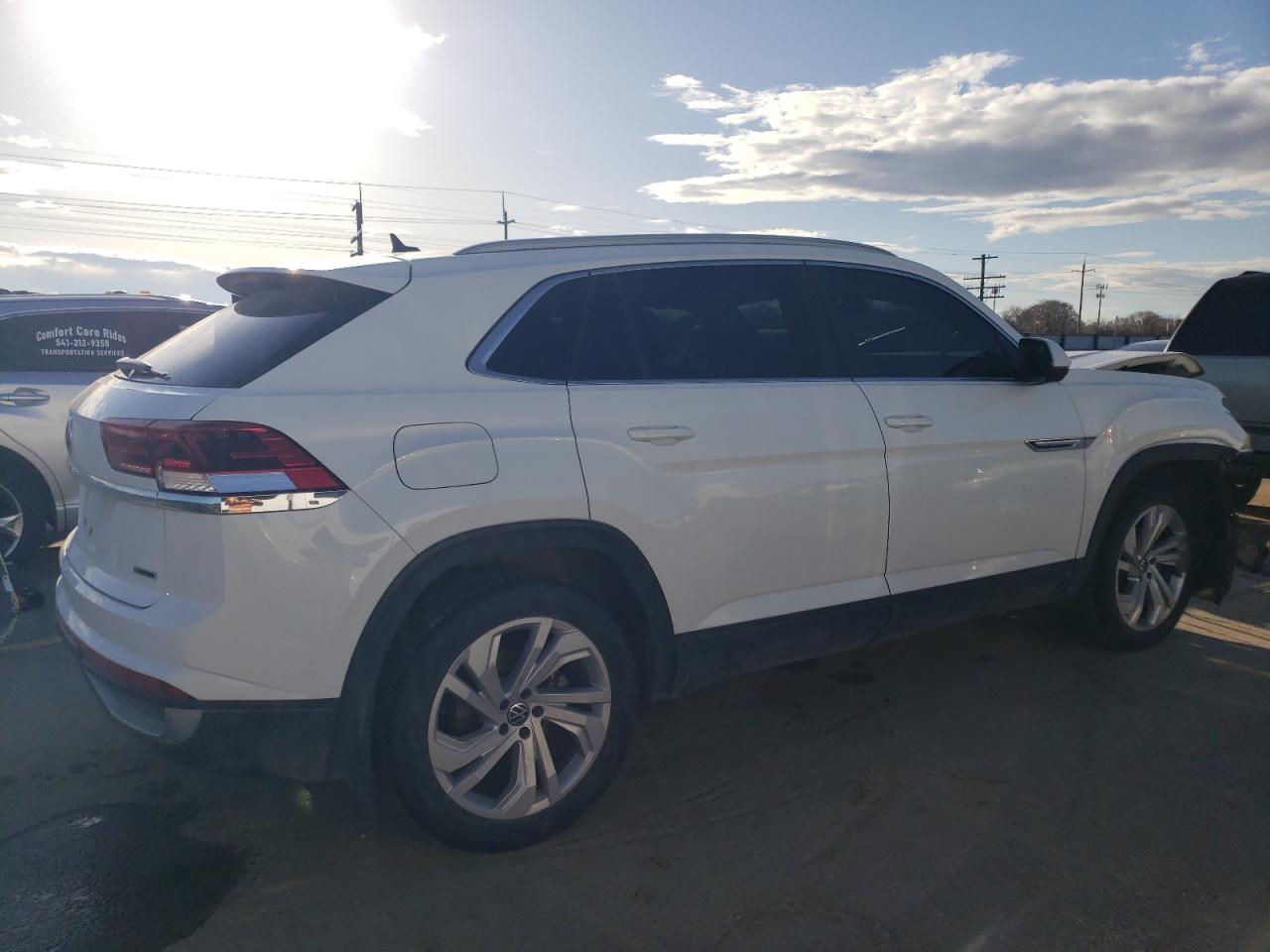 2020 Volkswagen Atlas Cross Sport Sel vin: 1V2MC2CA8LC205219