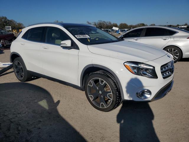 VIN WDCTG4EB6KJ586012 2019 Mercedes-Benz GLA-Class,... no.4