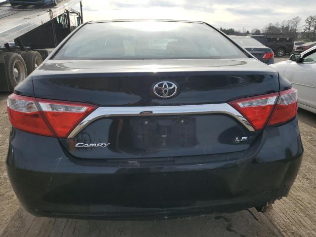 Lot #2471332882 2015 TOYOTA CAMRY LE salvage car