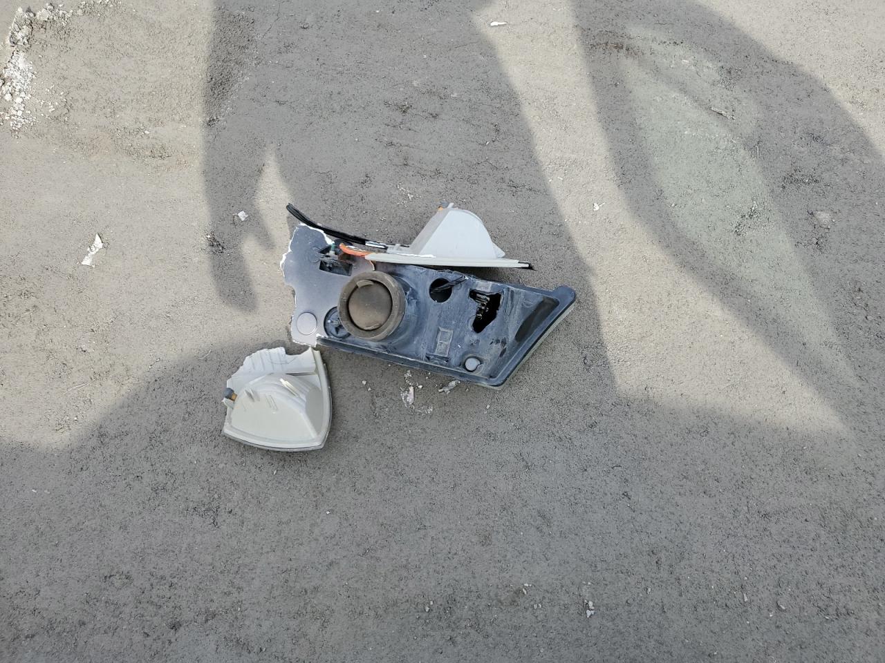 Lot #3298289031 2005 MERCURY GRAND MARQ