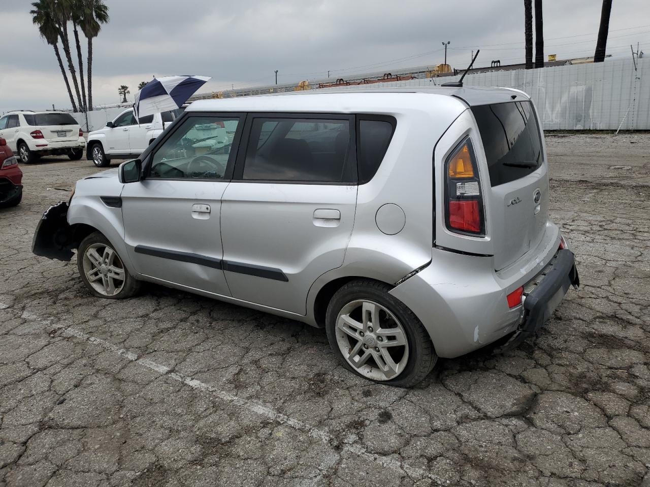 KNDJT2A23A7080569 2010 Kia Soul +