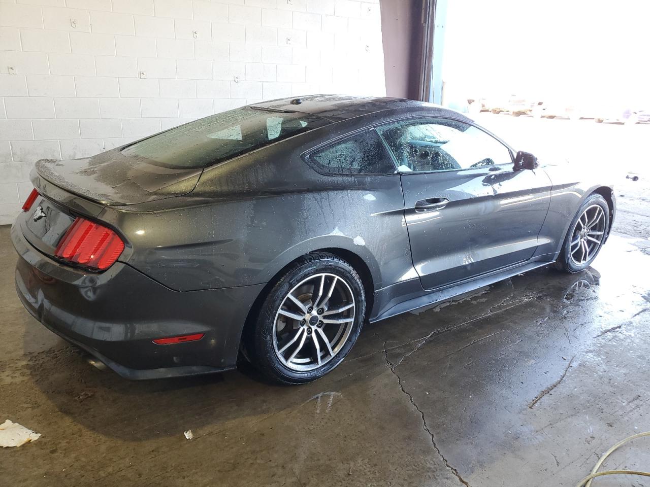 2017 Ford Mustang vin: 1FA6P8TH3H5310444