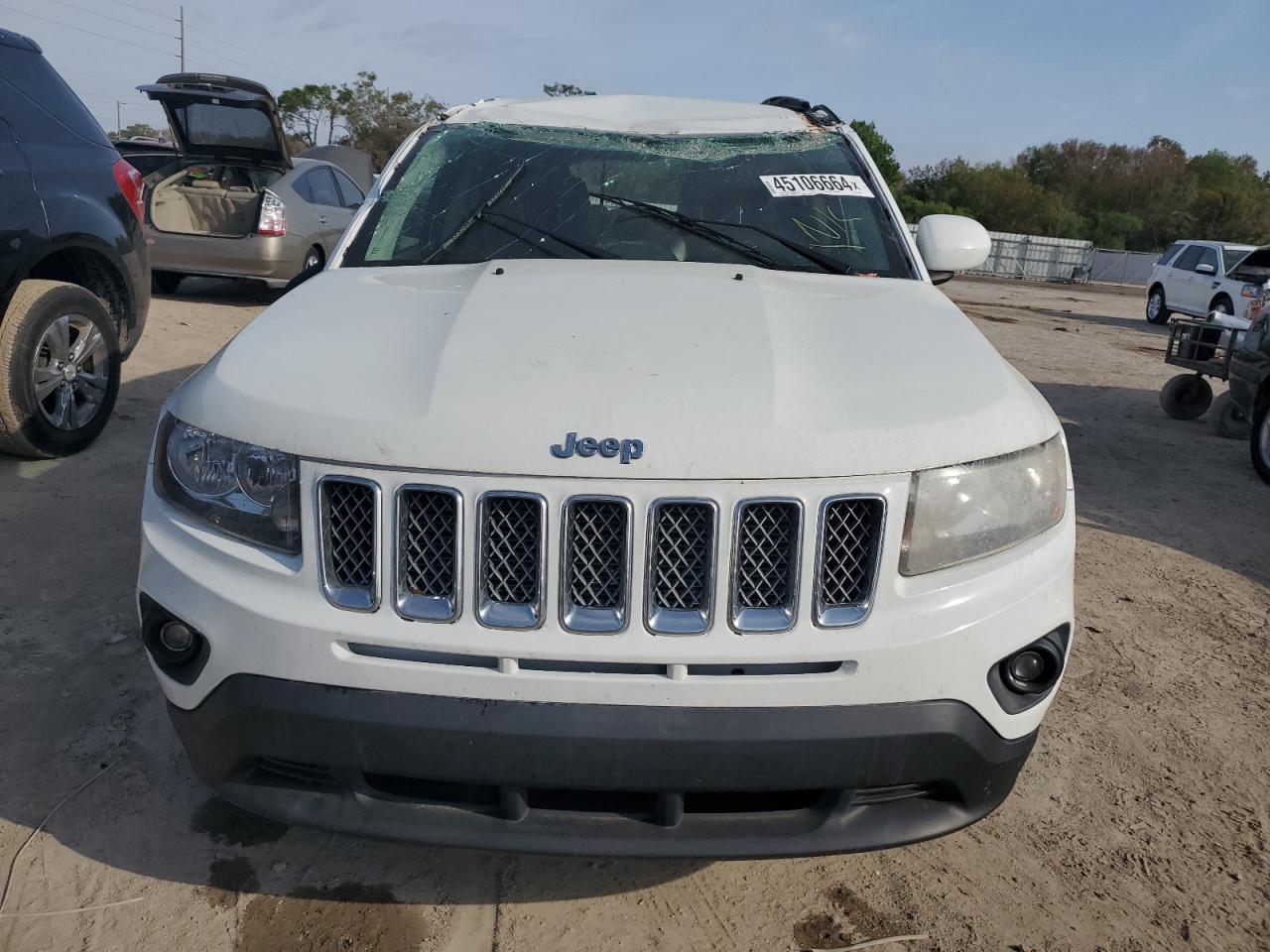 1C4NJCEA7GD735826 2016 Jeep Compass Latitude