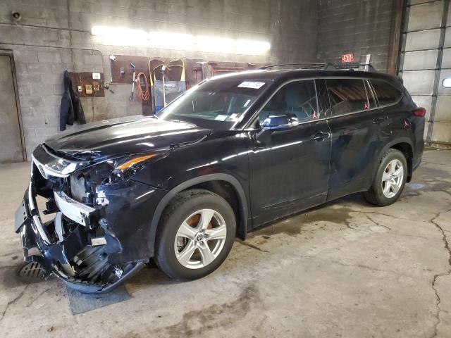 VIN 5TDBZRBH8NS256977 2022 Toyota Highlander, L no.1