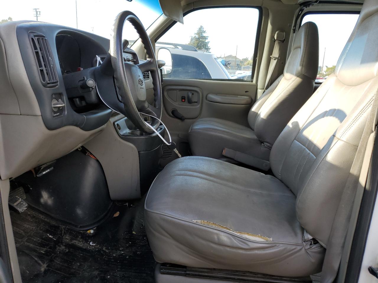 1gchg35r8x1113562 1GCHG35R8X1113562 1999 Chevrolet Express G3500