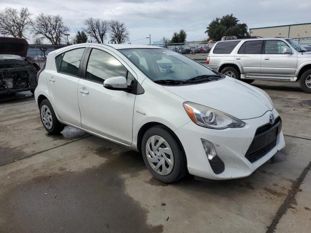 2016 TOYOTA PRIUS C JTDKDTB39G1138582