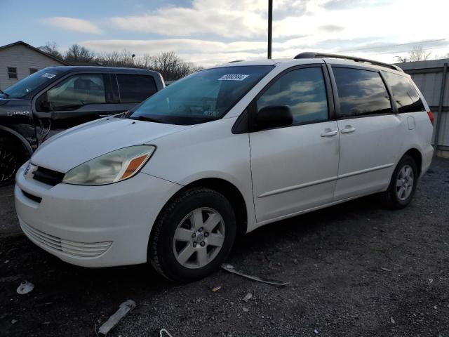 2004 Toyota Sienna CE