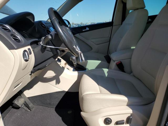 2017 VOLKSWAGEN TIGUAN WOL - WVGSV7AX1HK030103