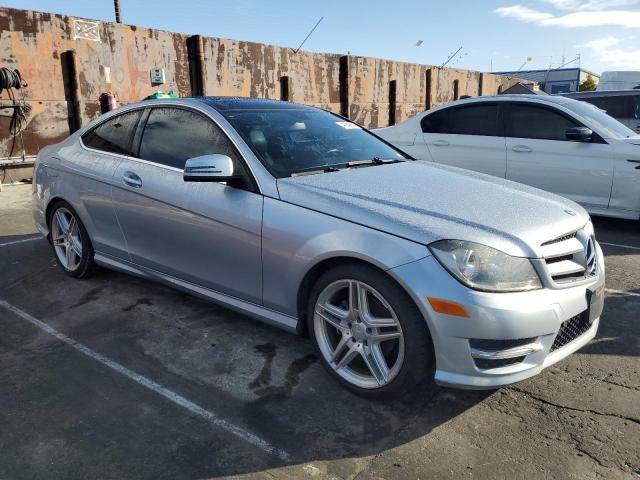 VIN WDDGJ4HB4DG091110 2013 Mercedes-Benz C-Class, 250 no.4