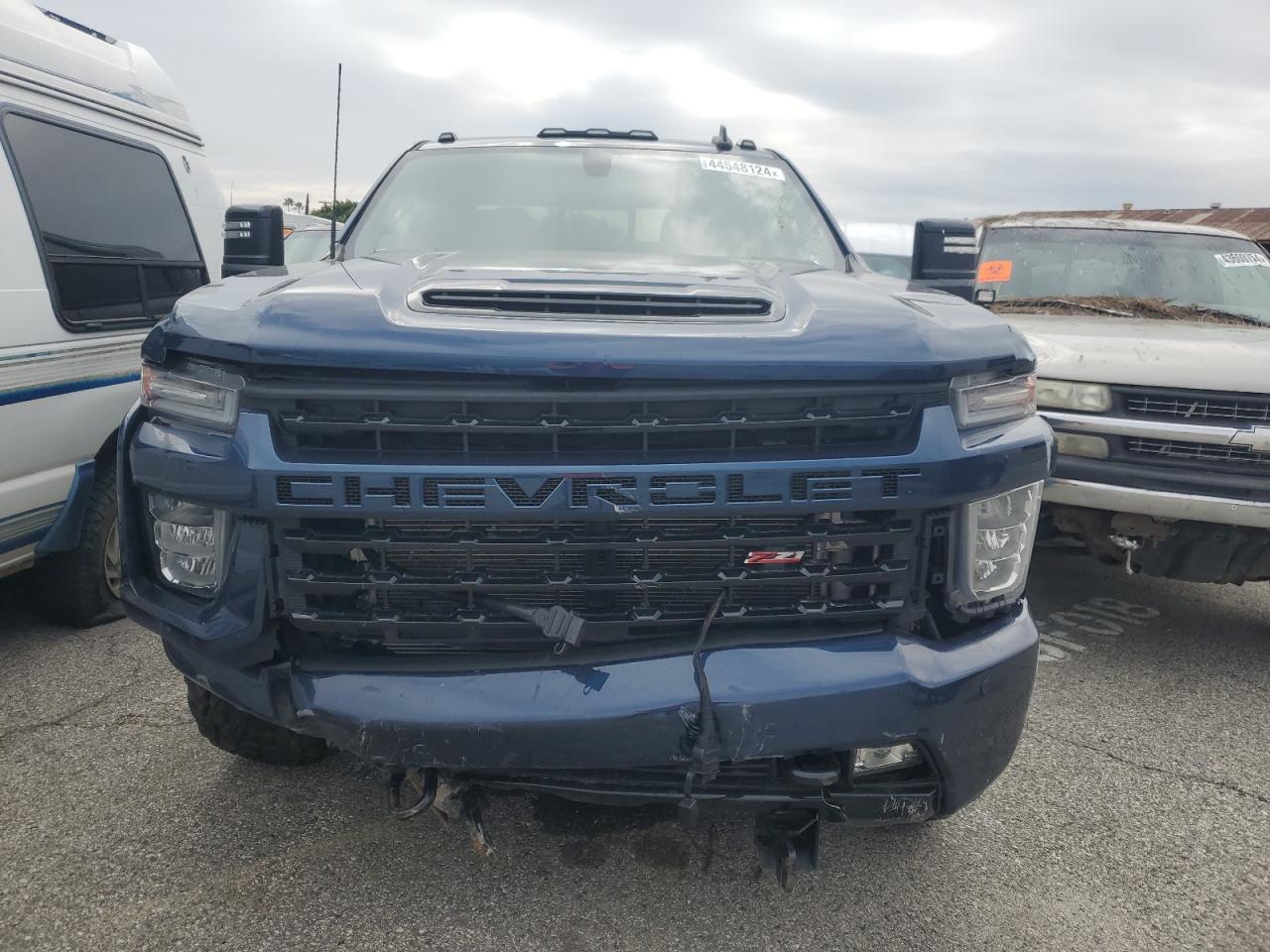 VIN: 1GC4YNEY5NF186631 2022 CHEVROLET ALL Models