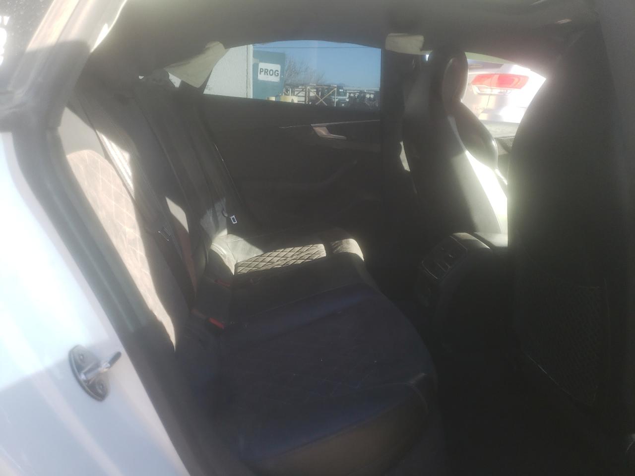 WAUB4CF54JA031231 2018 Audi S5 Premium Plus