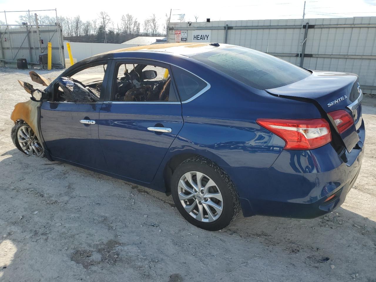 3N1AB7AP4KY304172 2019 Nissan Sentra S