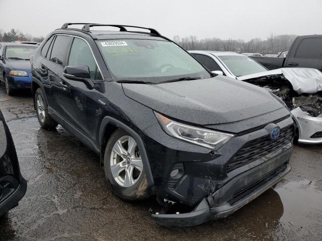 2019 TOYOTA RAV4 XLE 2T3RWRFV7KW028664