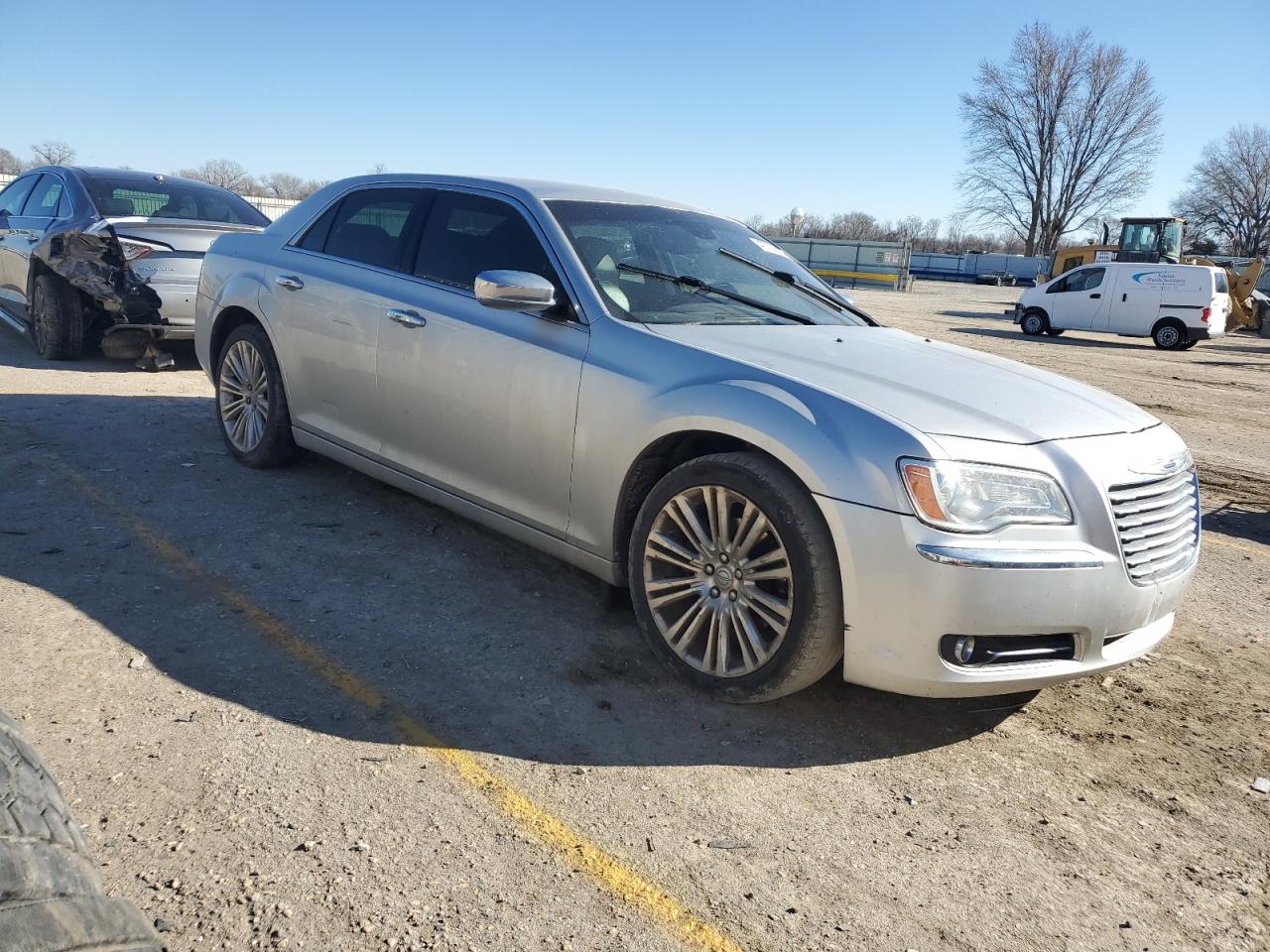 2C3CA6CT9BH613725 2011 Chrysler 300C