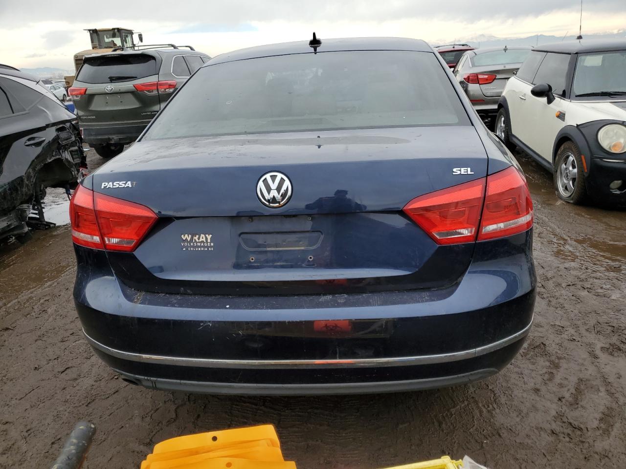 1VWCH7A37DC079496 2013 Volkswagen Passat Sel