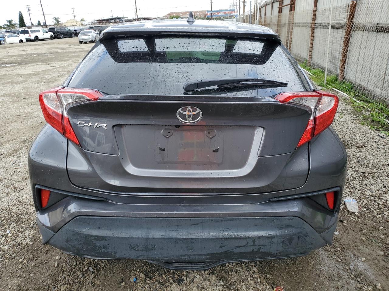 JTNKHMBX3K1035031 2019 Toyota C-Hr Xle