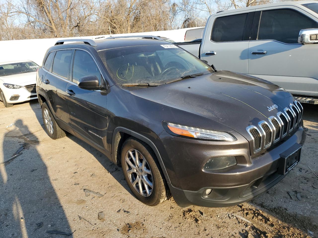 2015 Jeep Cherokee Latitude vin: 1C4PJLCB9FW672137