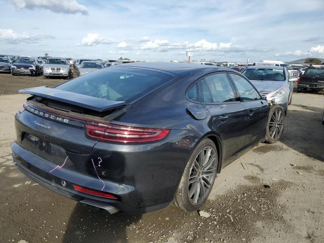 WP0AA2A78JL111128 2018 Porsche Panamera 4