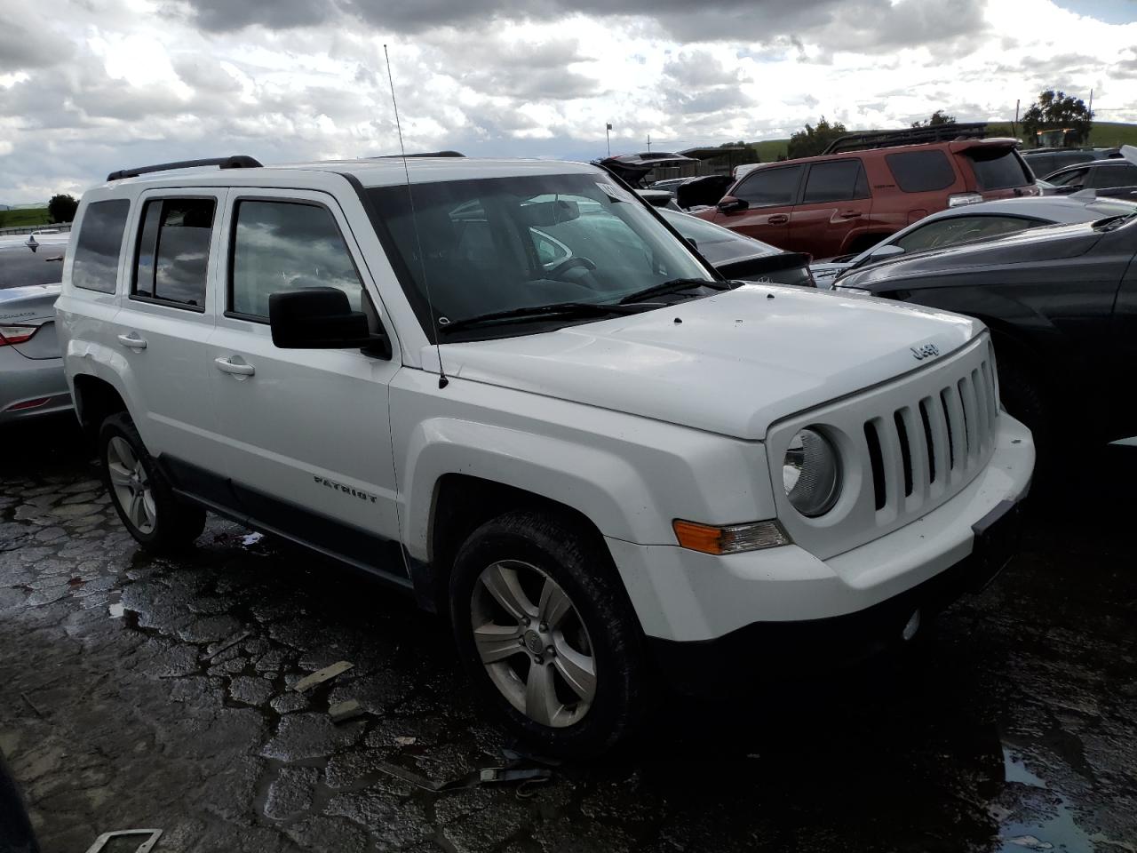 2017 Jeep Patriot Latitude vin: 1C4NJPFB9HD182872