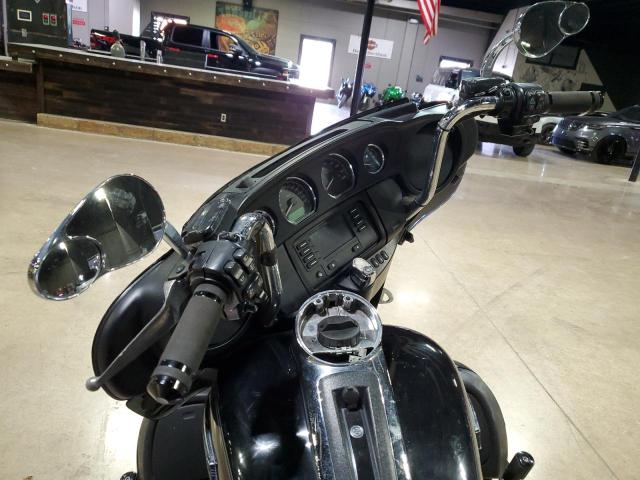 2015 HARLEY-DAVIDSON FLHTCUL UL 1HD1KDM15FB653654