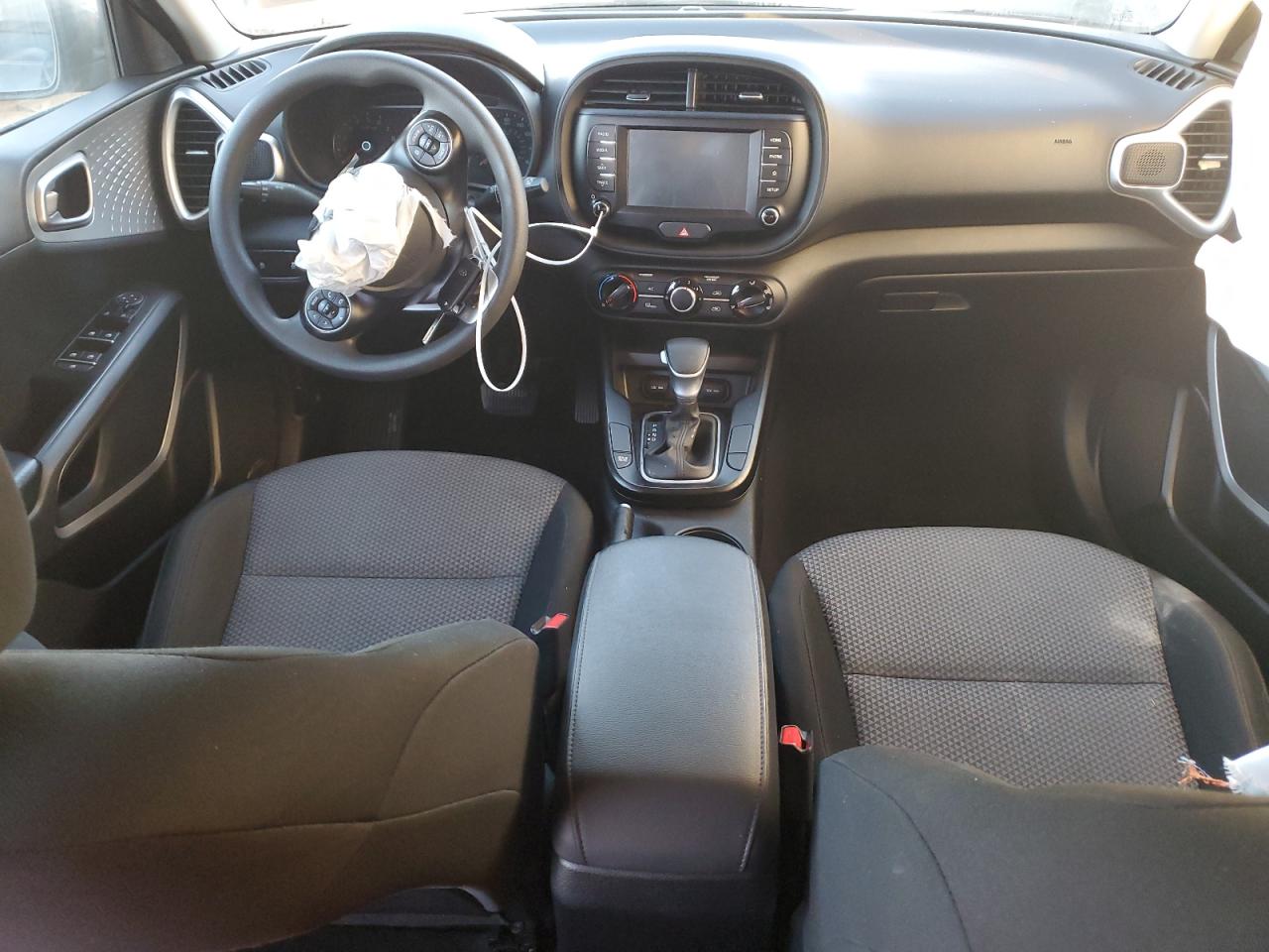 KNDJ23AUXM7767949 2021 Kia Soul Lx