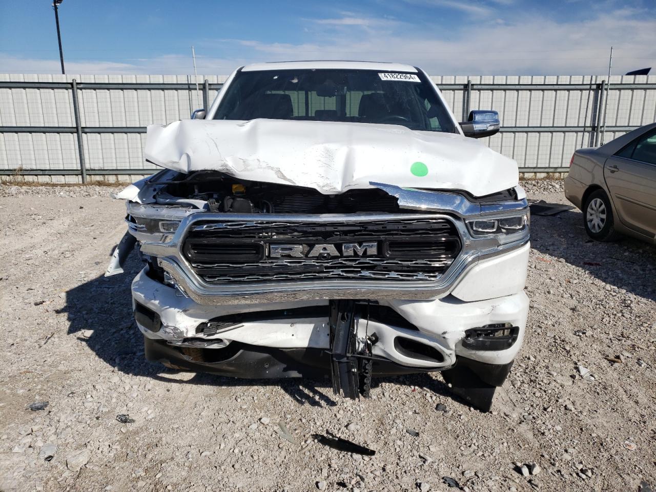 2022 Ram 1500 Limited vin: 1C6SRFHT0NN138011