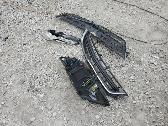 2018 CHEVROLET IMPALA LT 2G1105S3XJ9132014