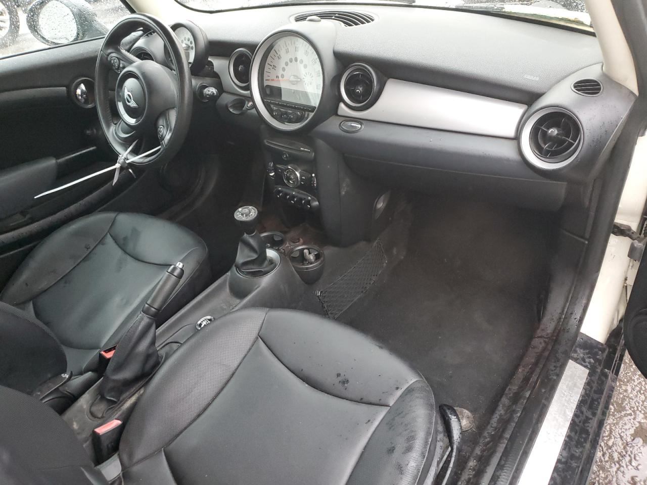 WMWSU3C54CT369983 2012 Mini Cooper