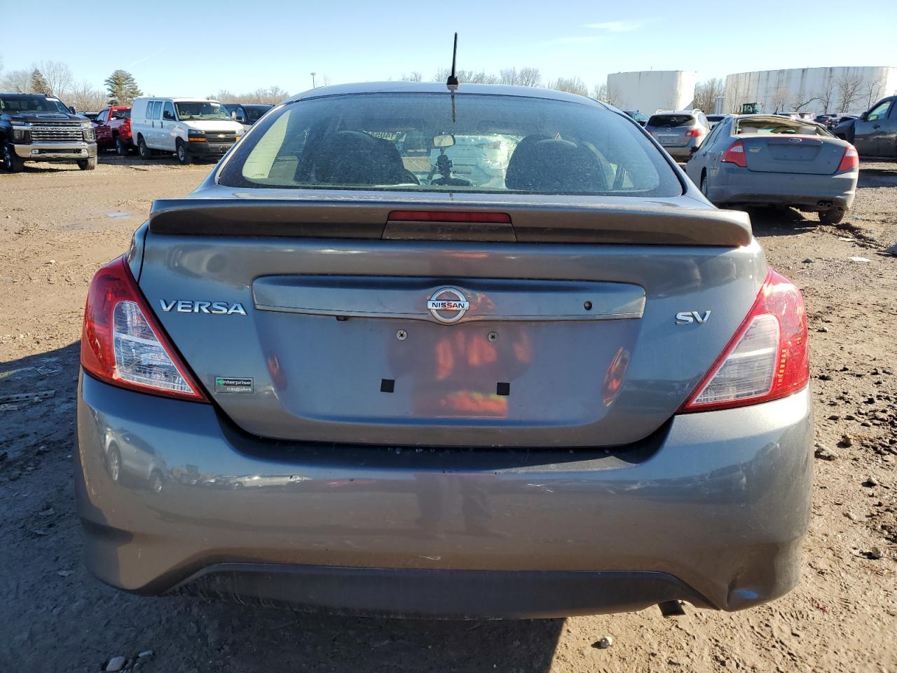 3N1CN7APXKL825877 NISSAN VERSA 2019