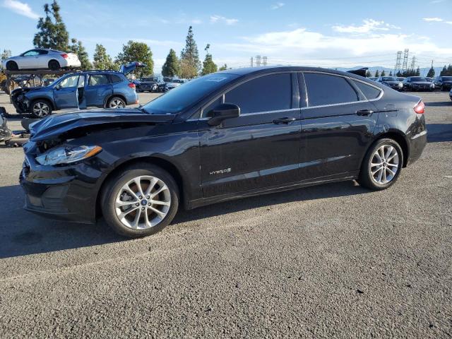 VIN 3FA6P0LU4KR272175 2019 Ford Fusion, SE no.1