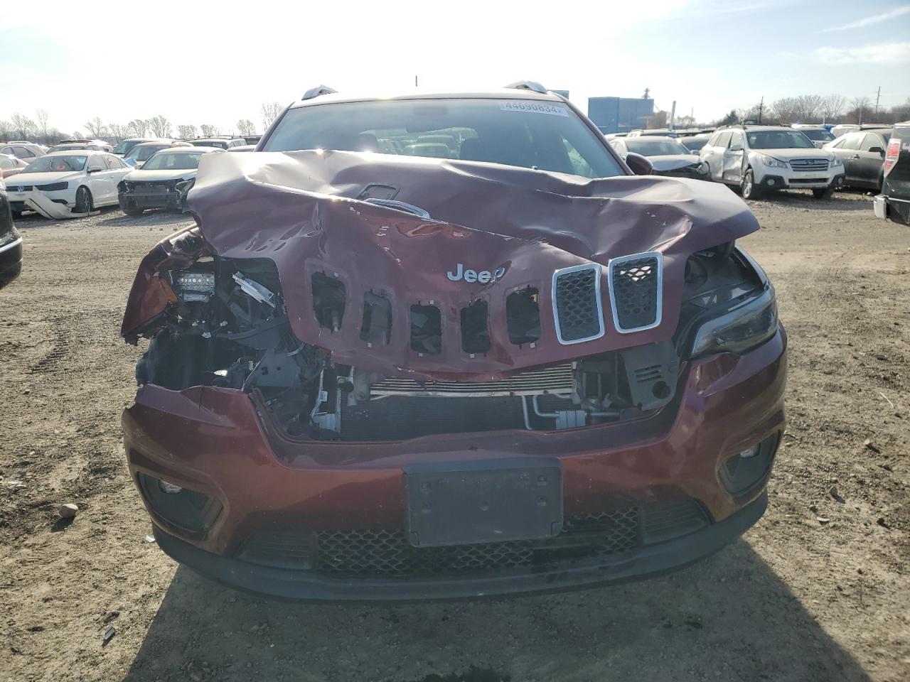 2019 Jeep Cherokee Latitude vin: 1C4PJMCBXKD379472