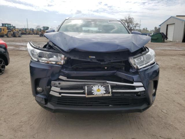 VIN 5TDJZRFH1KS718538 2019 Toyota Highlander, SE no.5