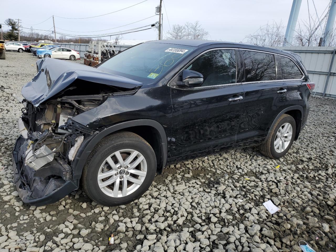 5TDBKRFH4GS275950 2016 Toyota Highlander Le