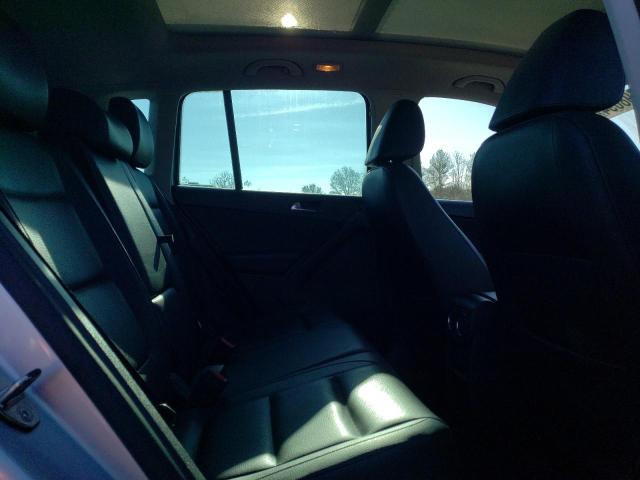2016 VOLKSWAGEN TIGUAN S WVGBV7AX1GW598455
