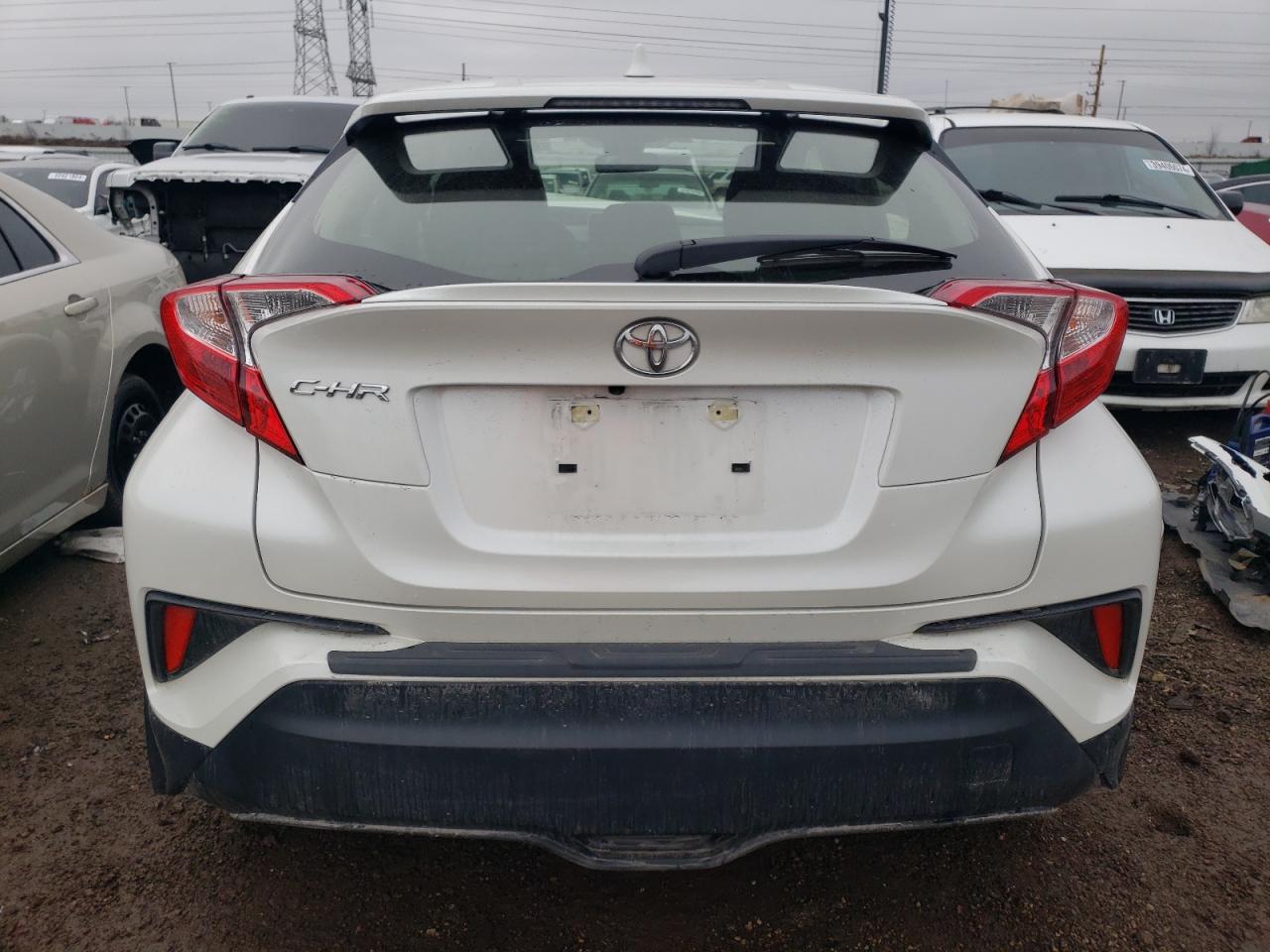 JTNKHMBX9M1108048 2021 Toyota C-Hr Xle