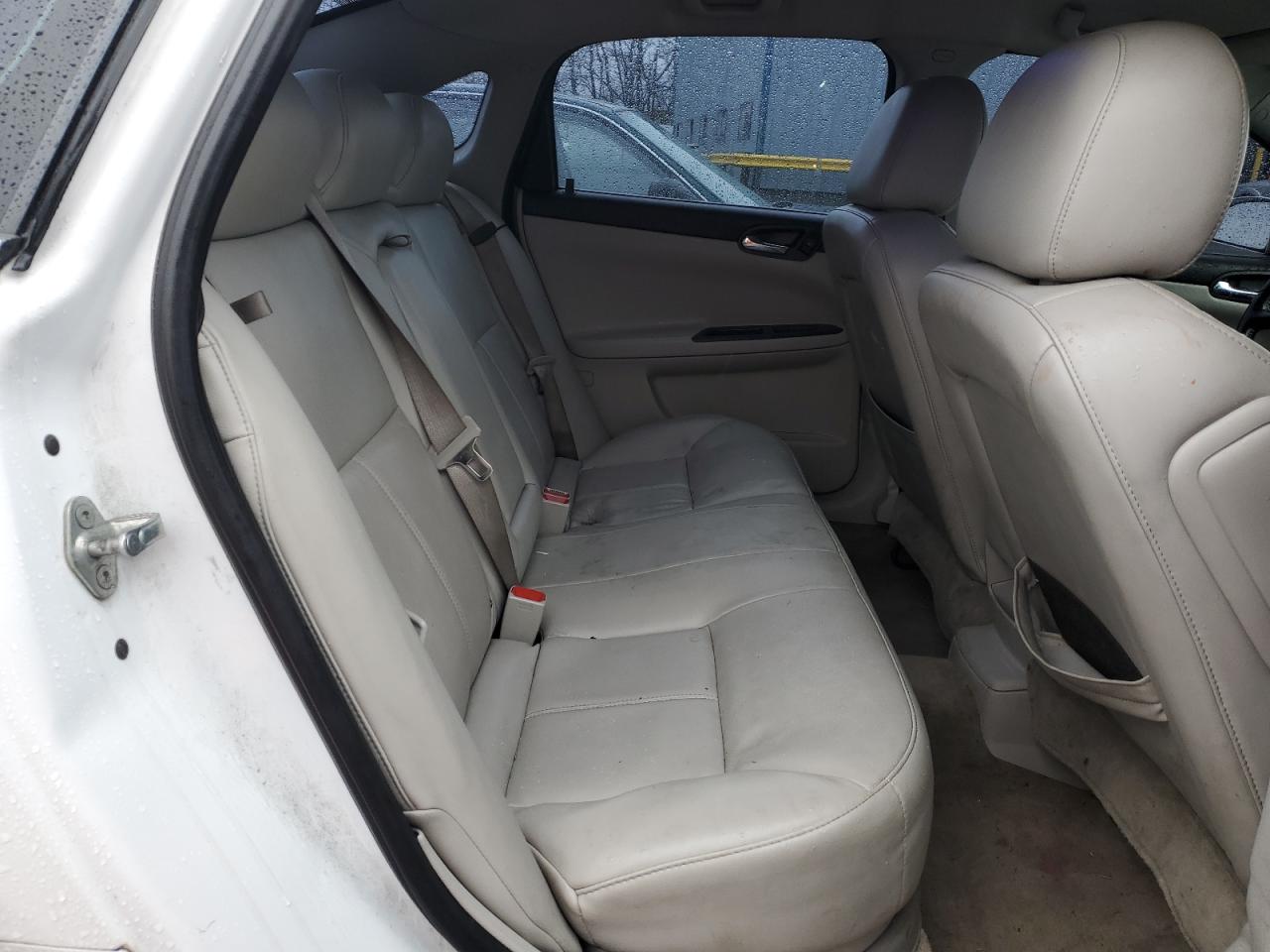 2G1WC5EM8A1264818 2010 Chevrolet Impala Ltz