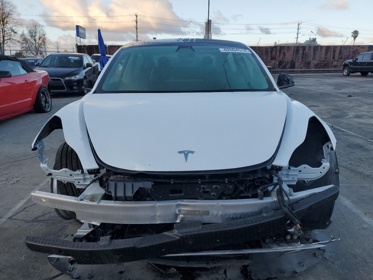 2022 Tesla Model 3 vin: 5YJ3E1EB3NF144455