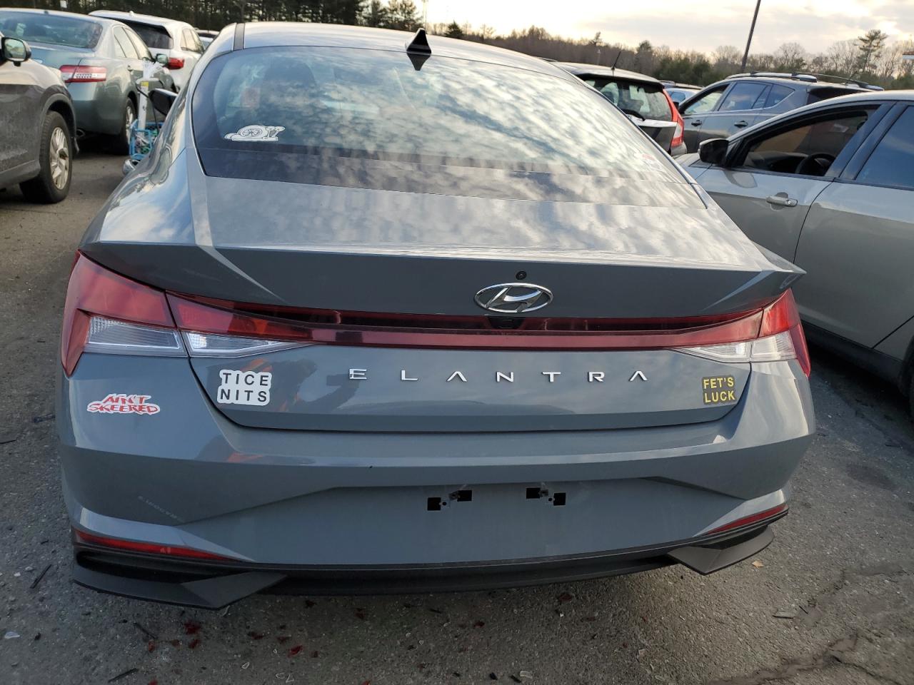 2021 Hyundai Elantra Sel vin: KMHLM4AG0MU182832